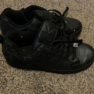 Womens DC sneakers all black studded dc comfortable and simple yet retro